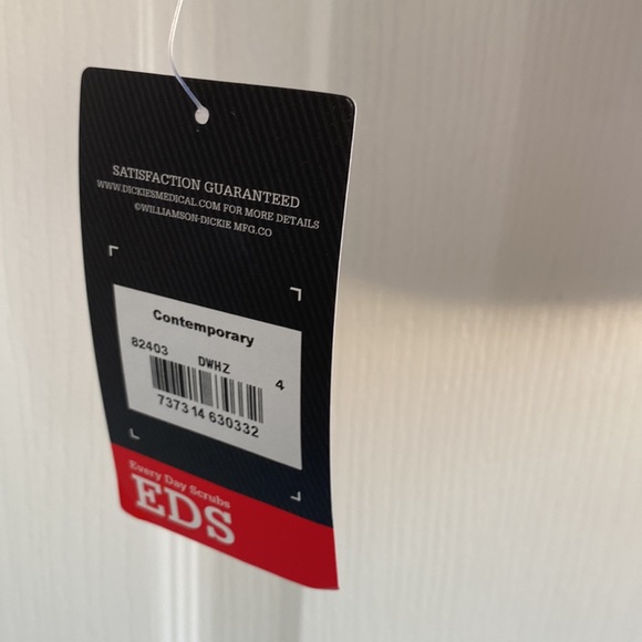 New Dickies lab coat scrub - Picture 6 of 6